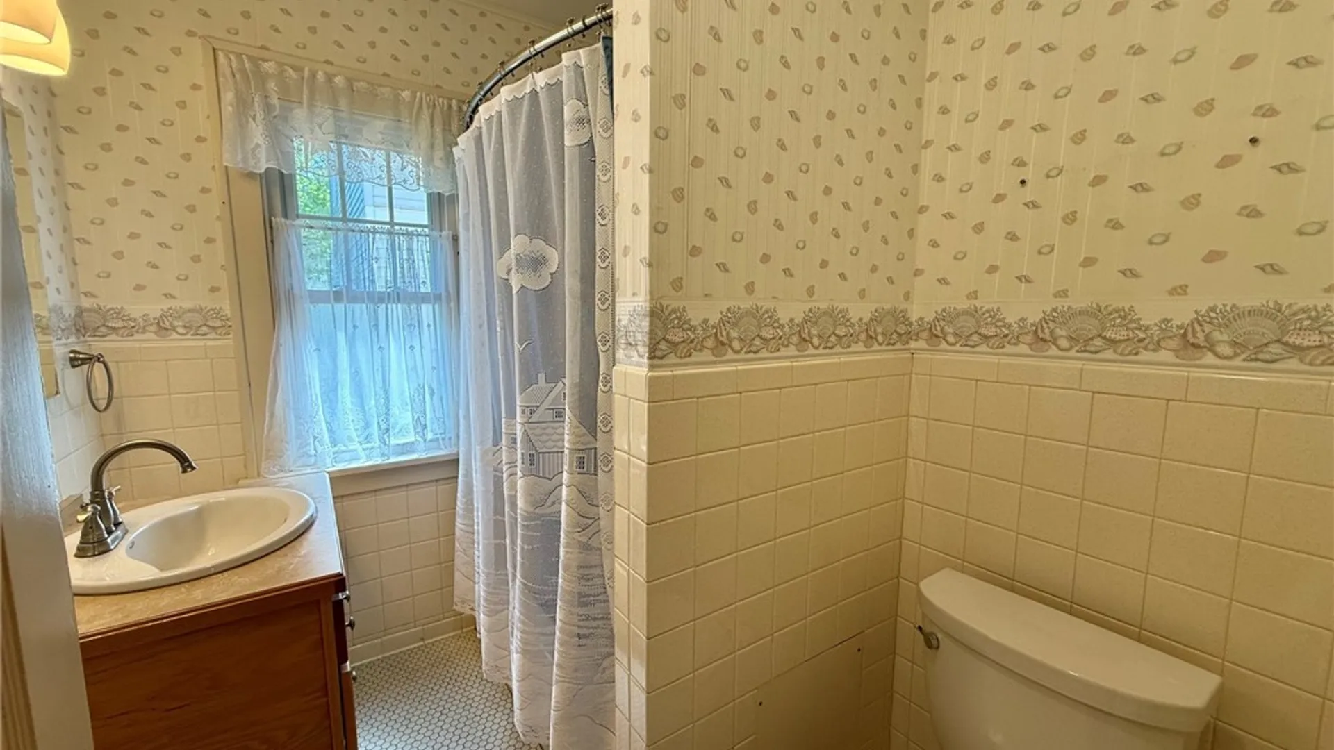 Property at 2240 Michigan Avenue, Niagara Falls, NY 14305 23
