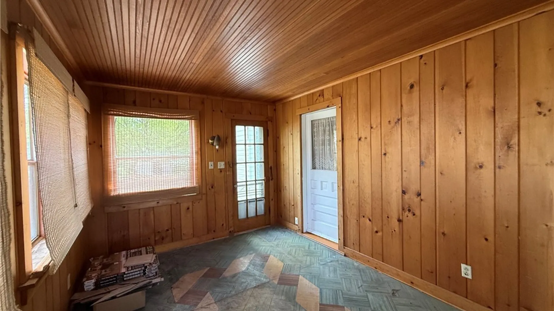 Property at 2240 Michigan Avenue, Niagara Falls, NY 14305 28