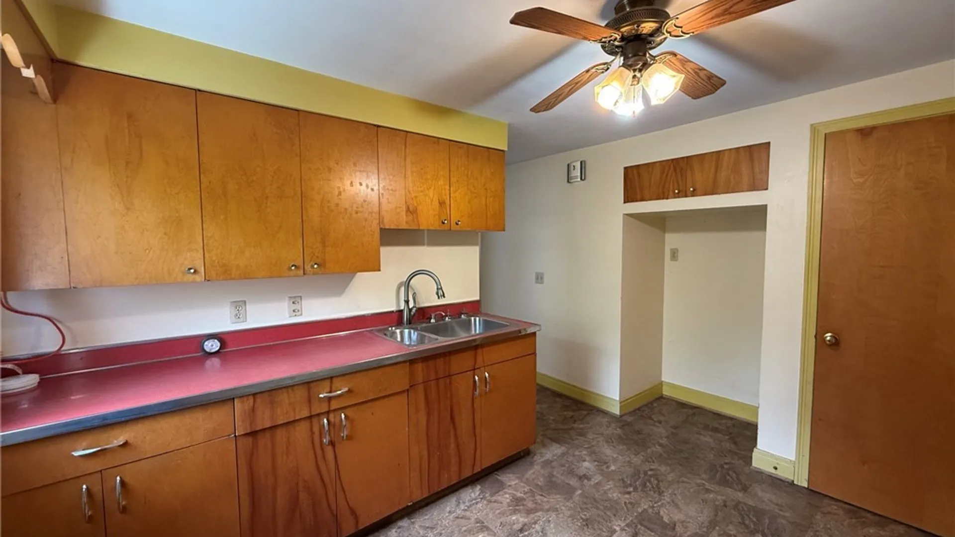 Property at 2240 Michigan Avenue, Niagara Falls, NY 14305 31