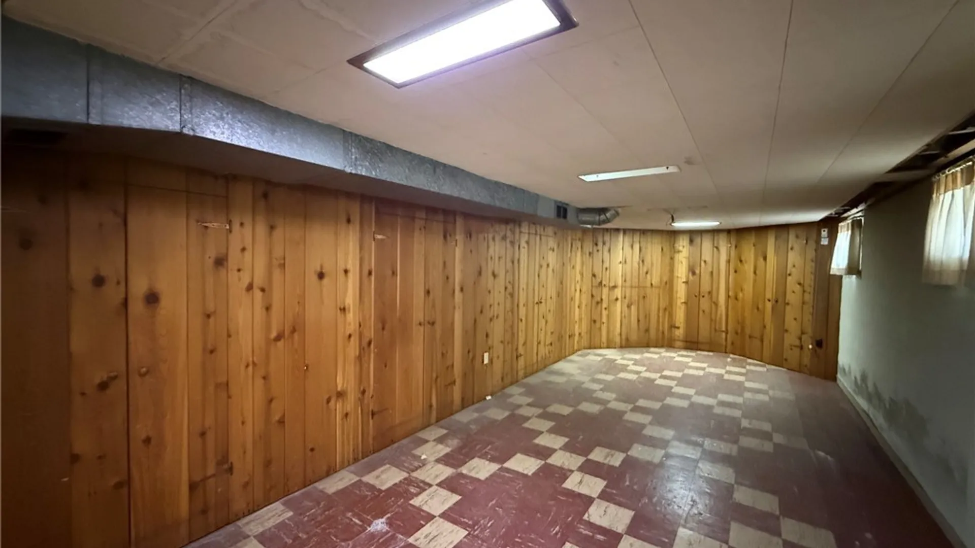Property at 2240 Michigan Avenue, Niagara Falls, NY 14305 47