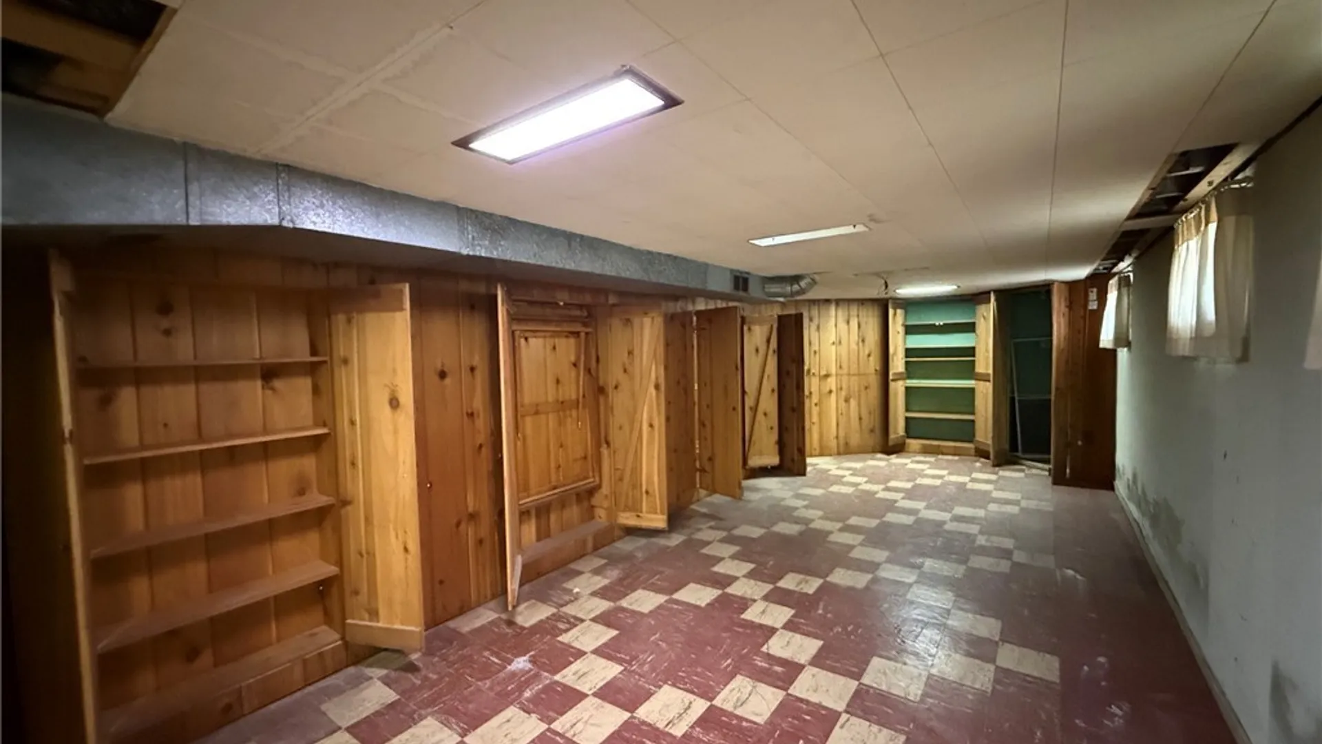 Property at 2240 Michigan Avenue, Niagara Falls, NY 14305 48