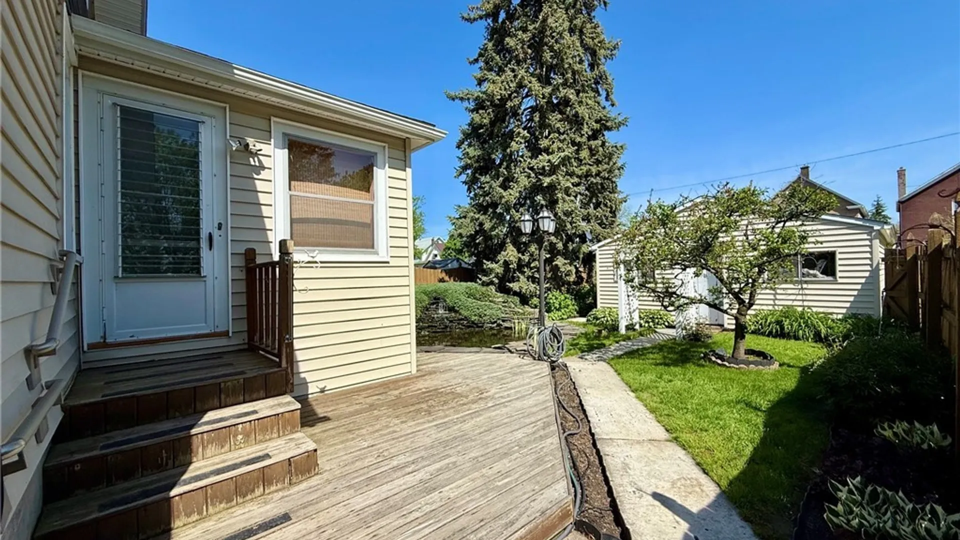 Property at 2240 Michigan Avenue, Niagara Falls, NY 14305 8