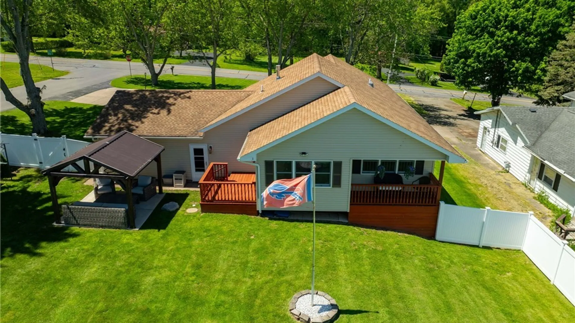 Property at 4729 Cottage Road, Royalton, NY 14067 25