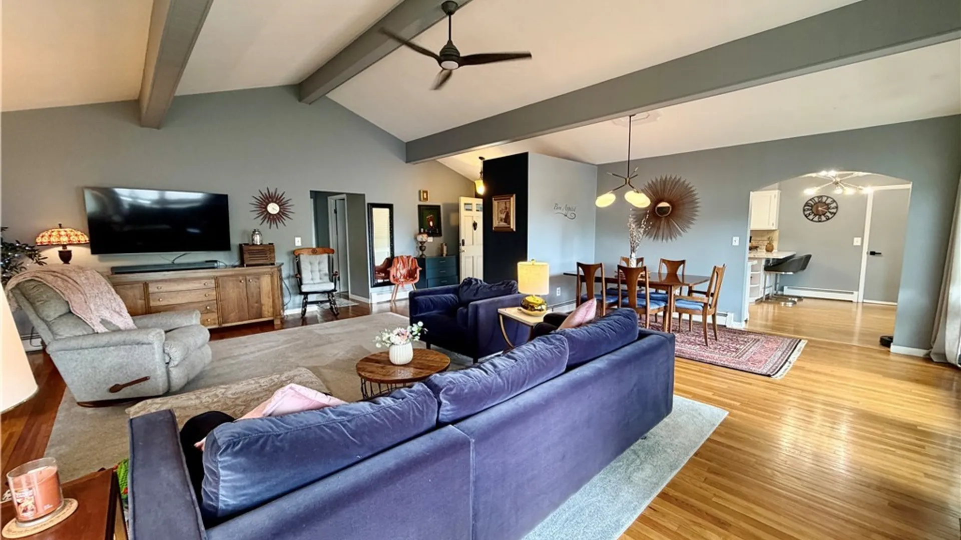 Property at 53 Ridgeway Sites Avenue, Minetto, NY 13126 11