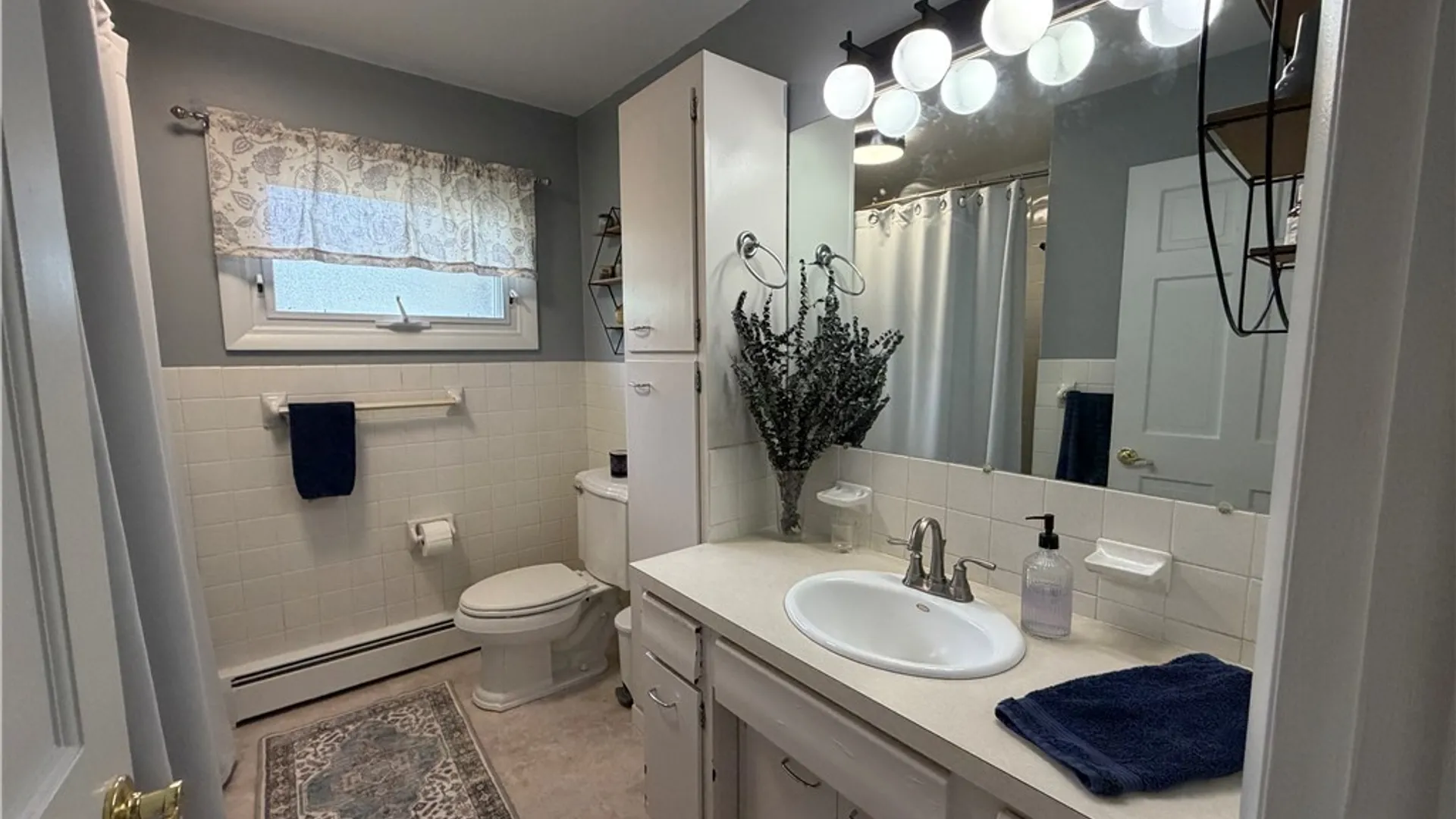 Property at 53 Ridgeway Sites Avenue, Minetto, NY 13126 23