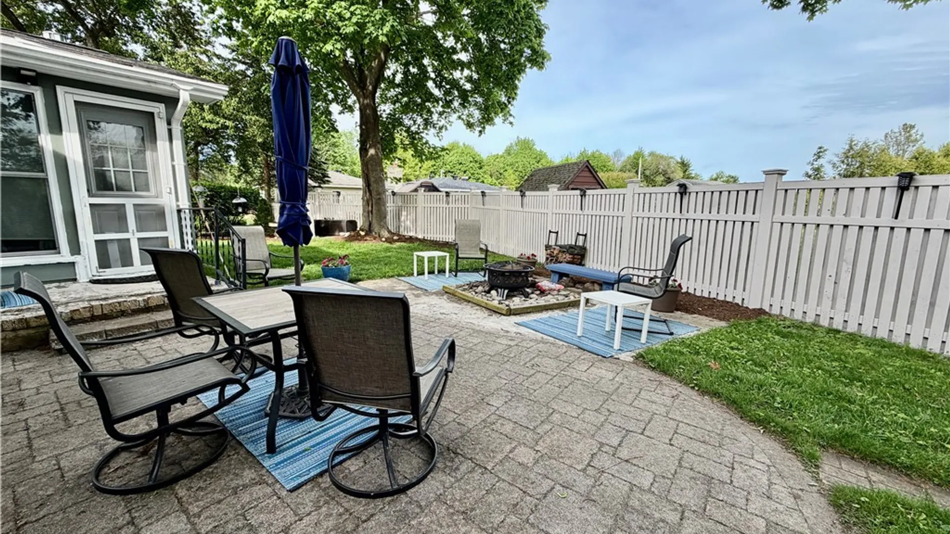 Property at 53 Ridgeway Sites Avenue, Minetto, NY 13126 47