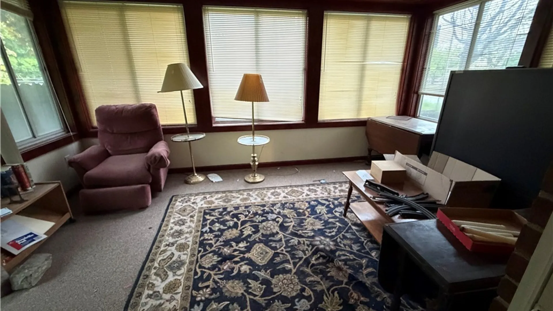 Property at 1228 Ferry Avenue, Niagara Falls, NY 14301 4
