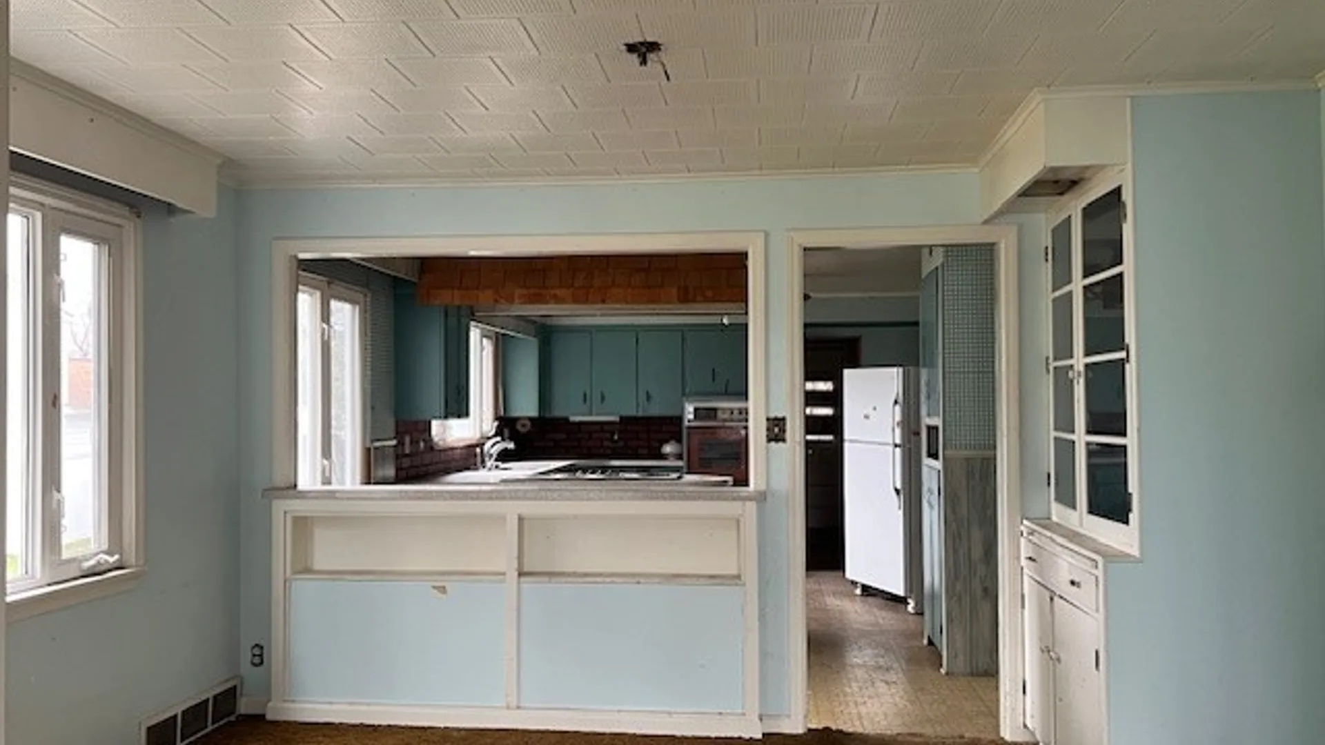 Property at 1235 Hammond Avenue, Utica, NY 13501 5