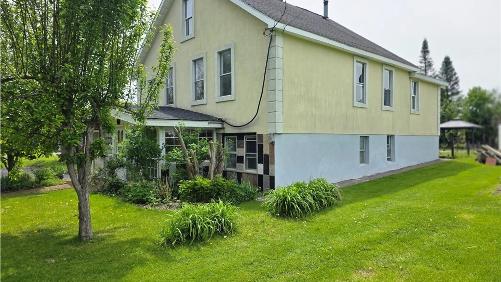 Property at 1812 Culver Court, Utica, NY 13501 2