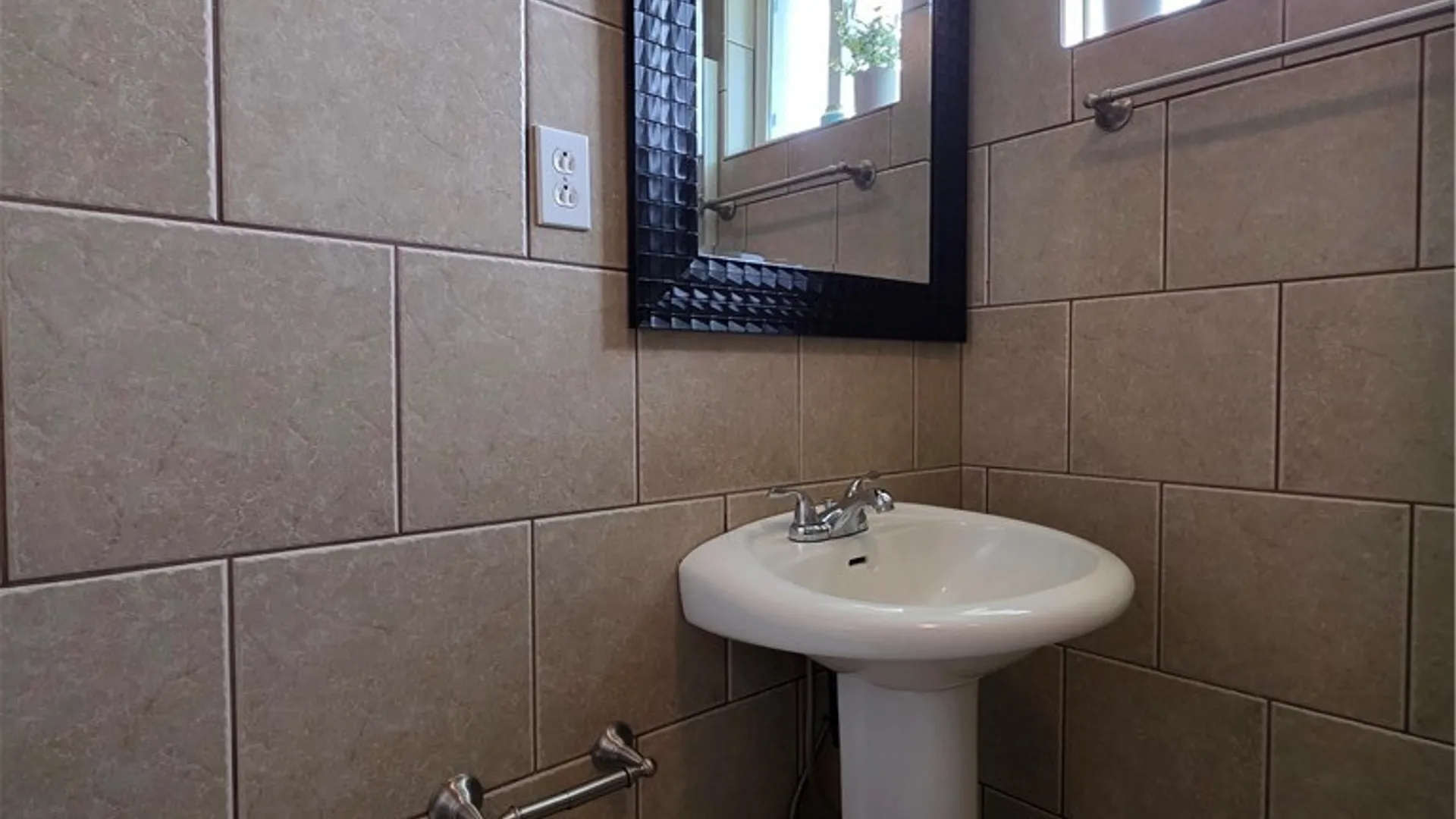 Property at 1812 Culver Court, Utica, NY 13501 38