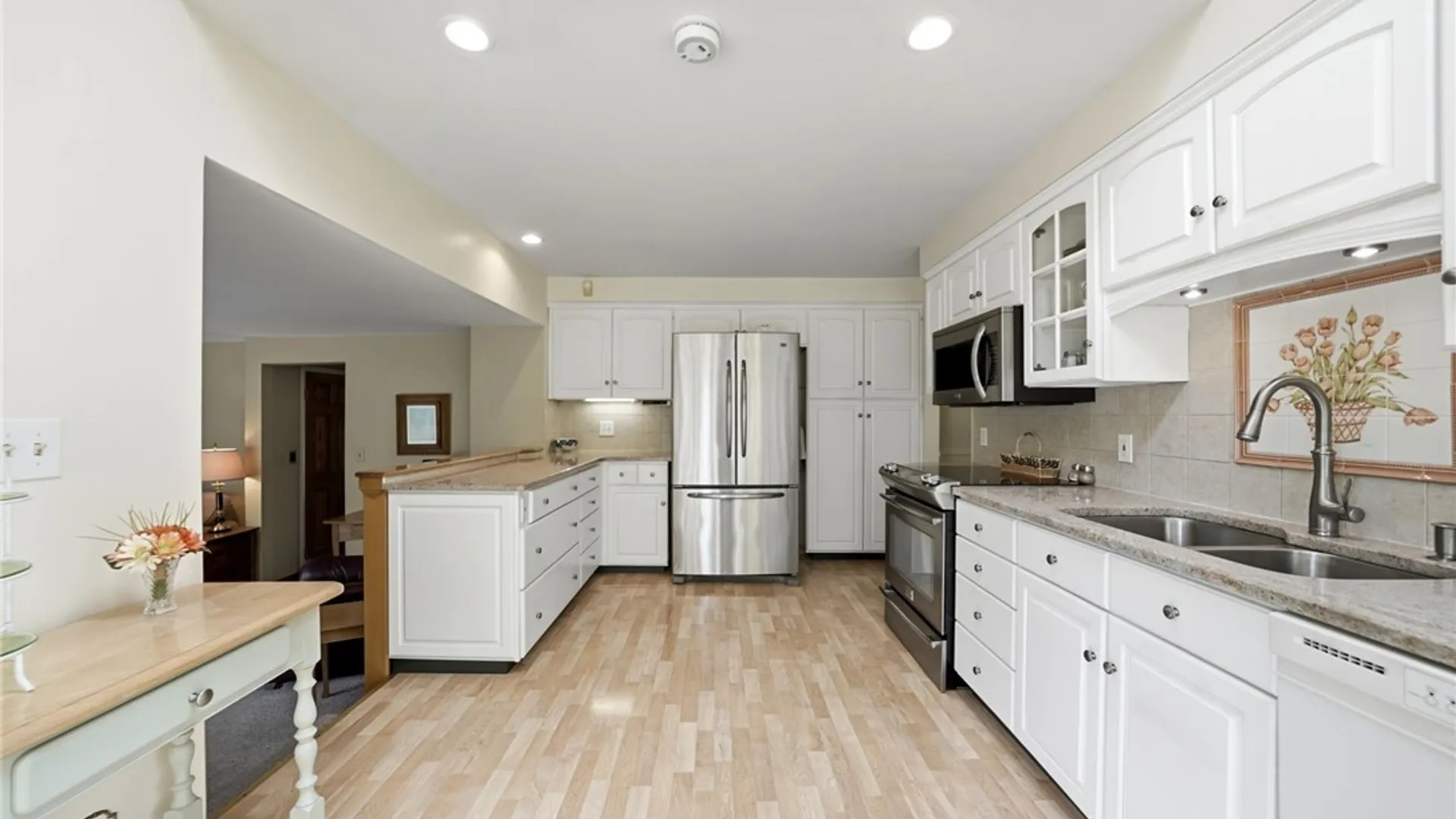 Property at 418 Woodward Crescent, West Seneca, NY 14224 17