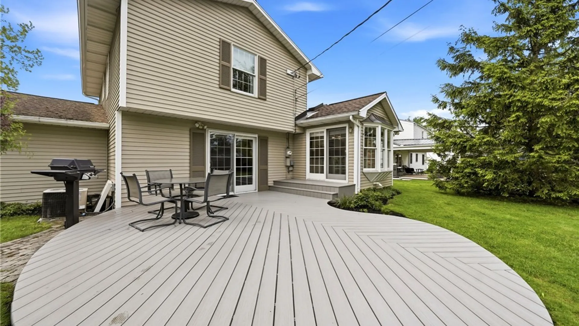 Property at 418 Woodward Crescent, West Seneca, NY 14224 35