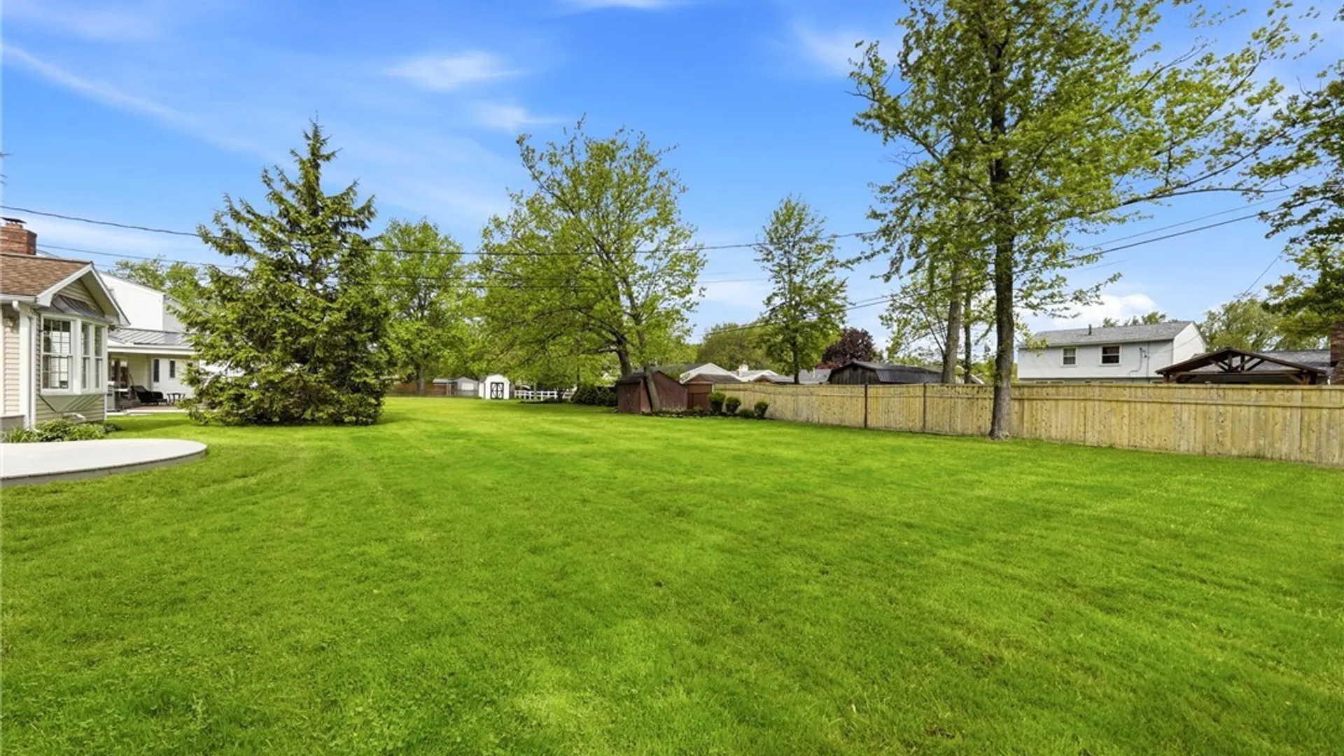 Property at 418 Woodward Crescent, West Seneca, NY 14224 36