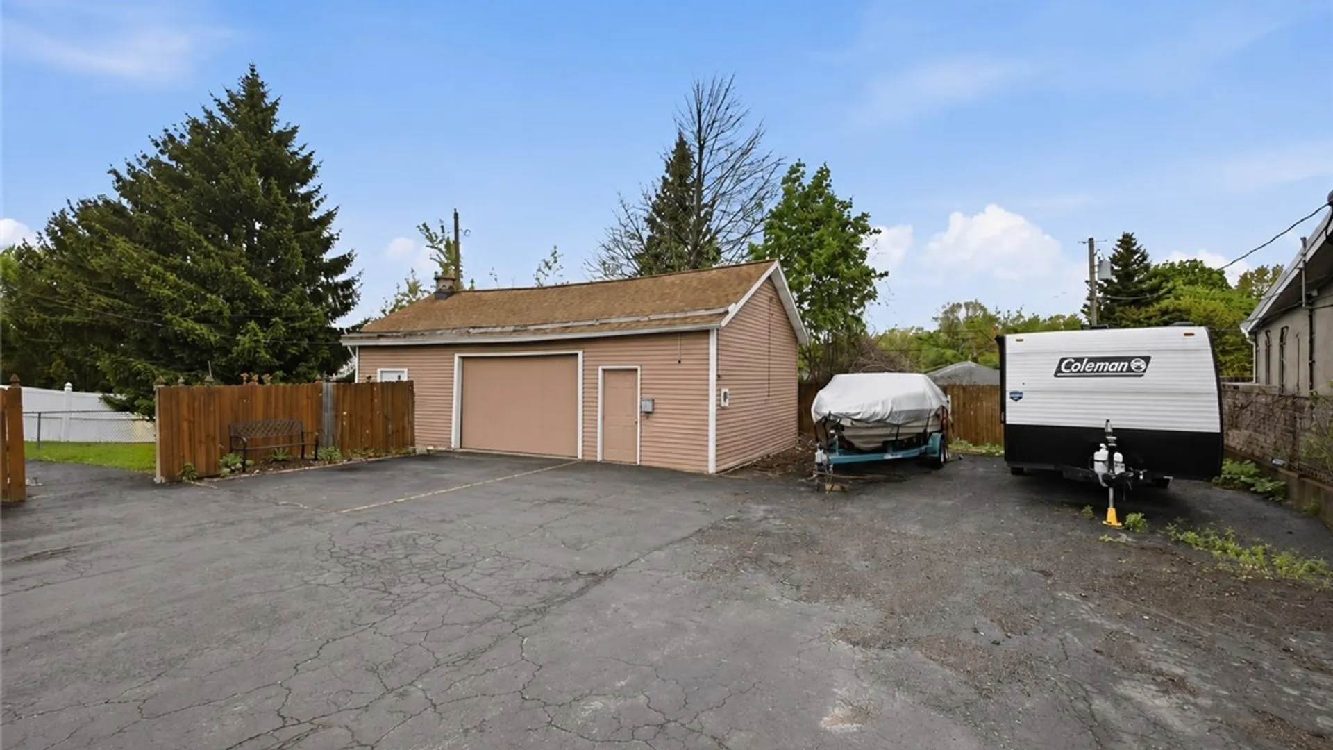 Property at 1016 Cleveland Drive, Cheektowaga, NY 14225 17