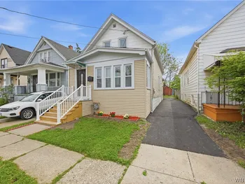 Property at 53 Roslyn Street, Buffalo, NY 14211