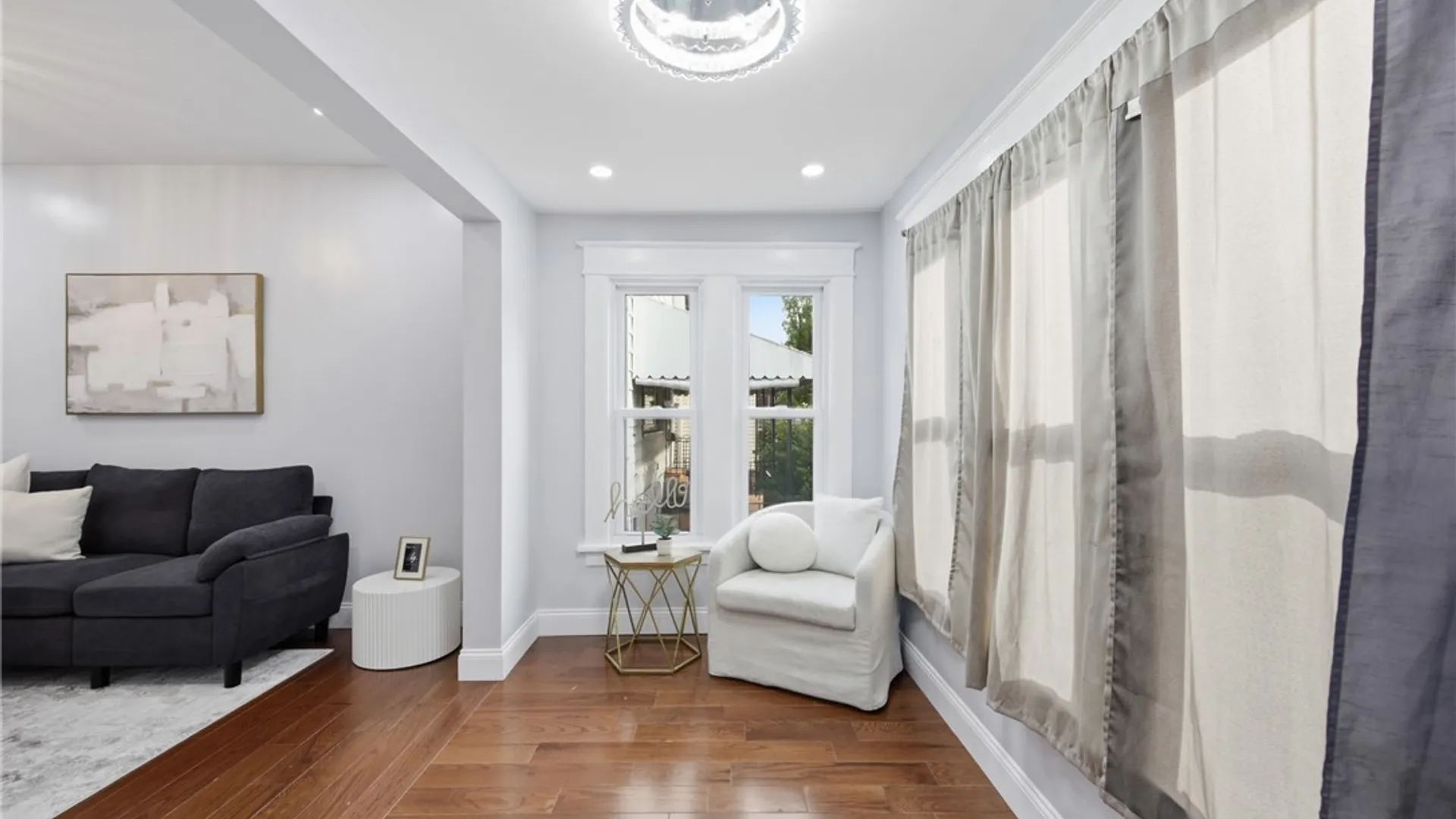 Property at 53 Roslyn Street, Buffalo, NY 14211 4