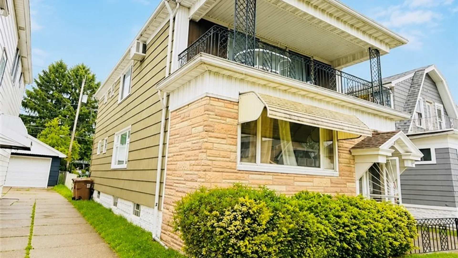 Property at 93 Preston Road, Cheektowaga, NY 14215 4