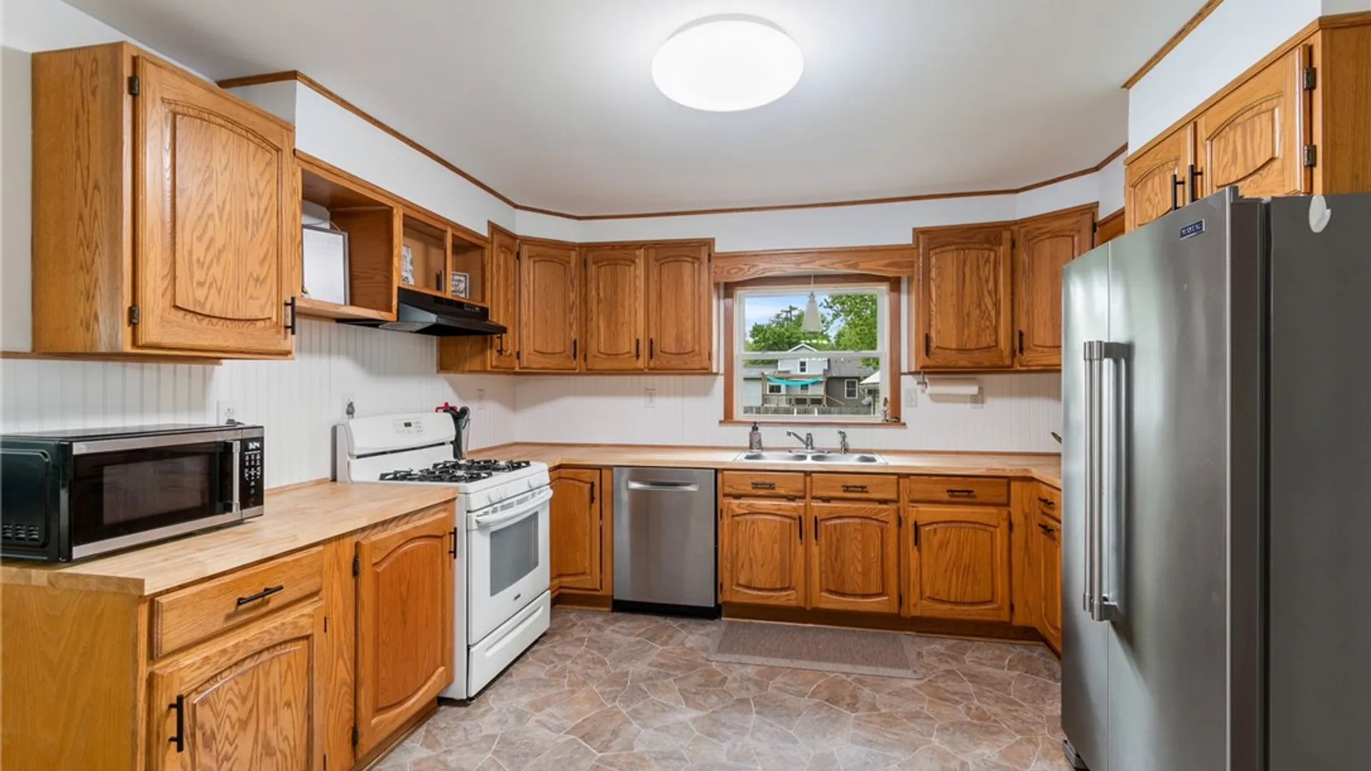 Property at 19 E Kendig Street, Fayette, NY 13165 10