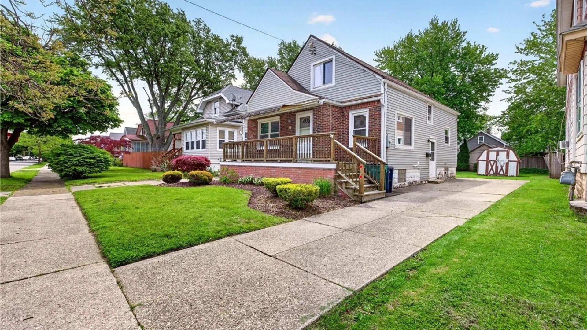 Property at 77 Whitfield Avenue, Buffalo, NY 14220 2