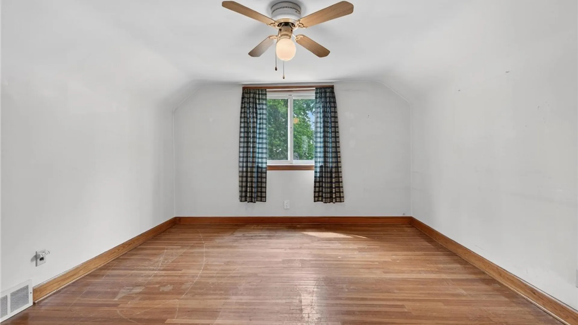 Property at 77 Whitfield Avenue, Buffalo, NY 14220 25