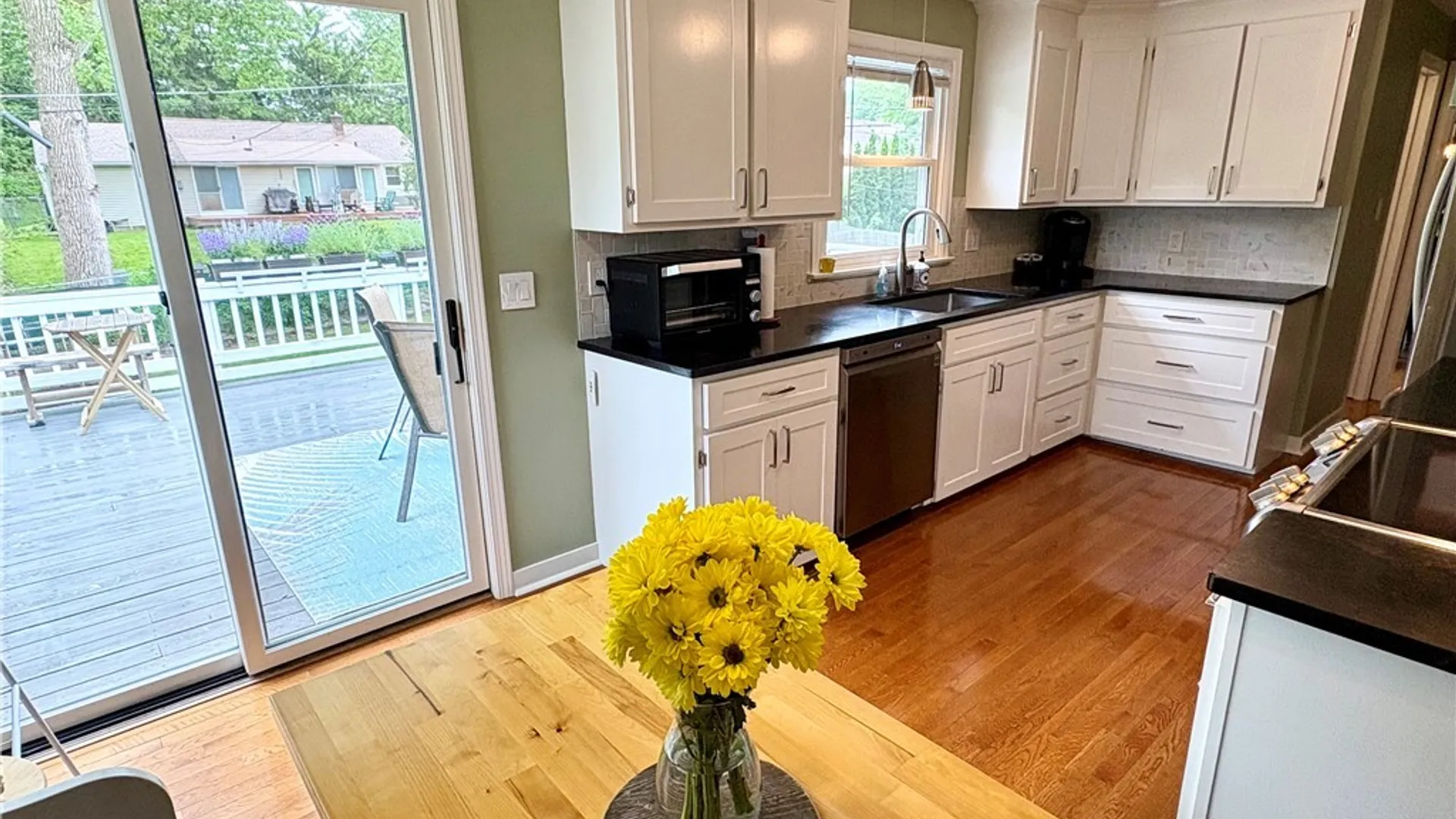 Property at 172 Winston Way, DeWitt, NY 13214 20