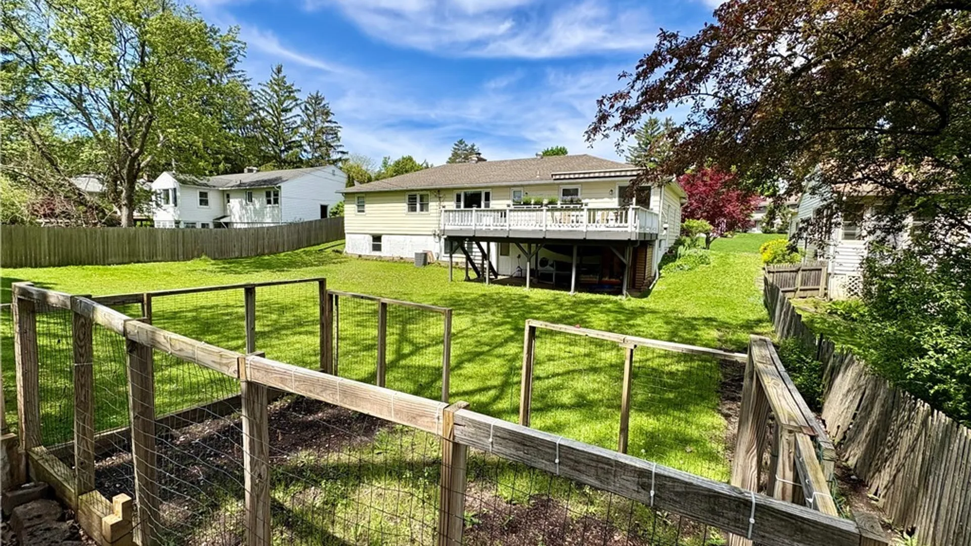 Property at 172 Winston Way, DeWitt, NY 13214 5