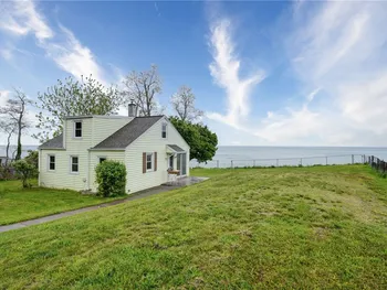 Property at 904 Lake Road, Webster, NY 14580