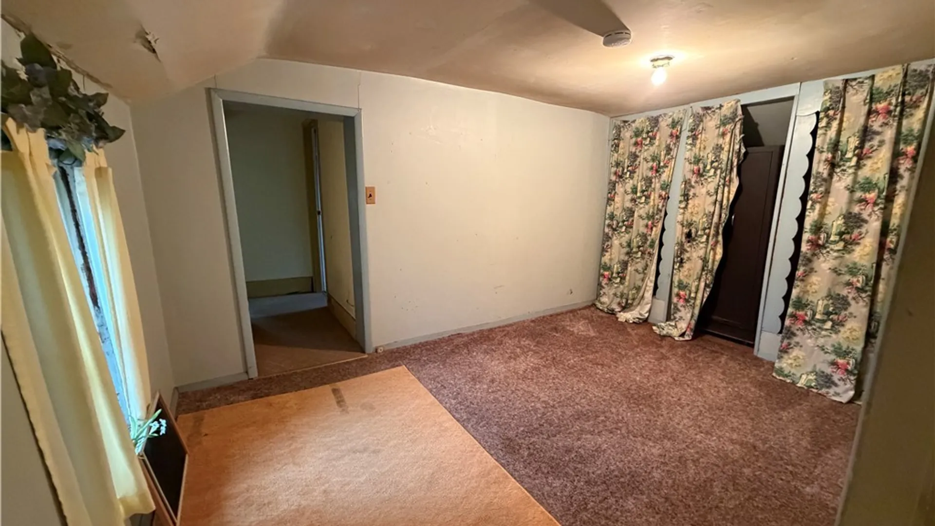 Property at 68 W 7th Street, Oswego, NY 13126 22