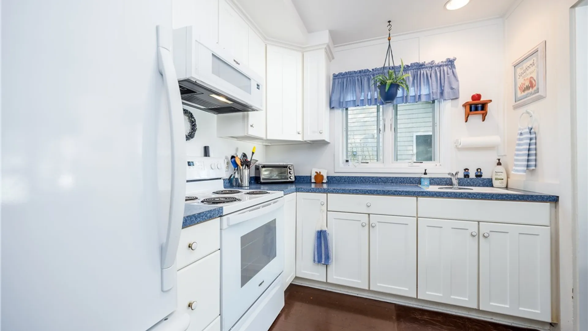 Property at 5414 Hamilton Pt, Richmond, NY 14471 10