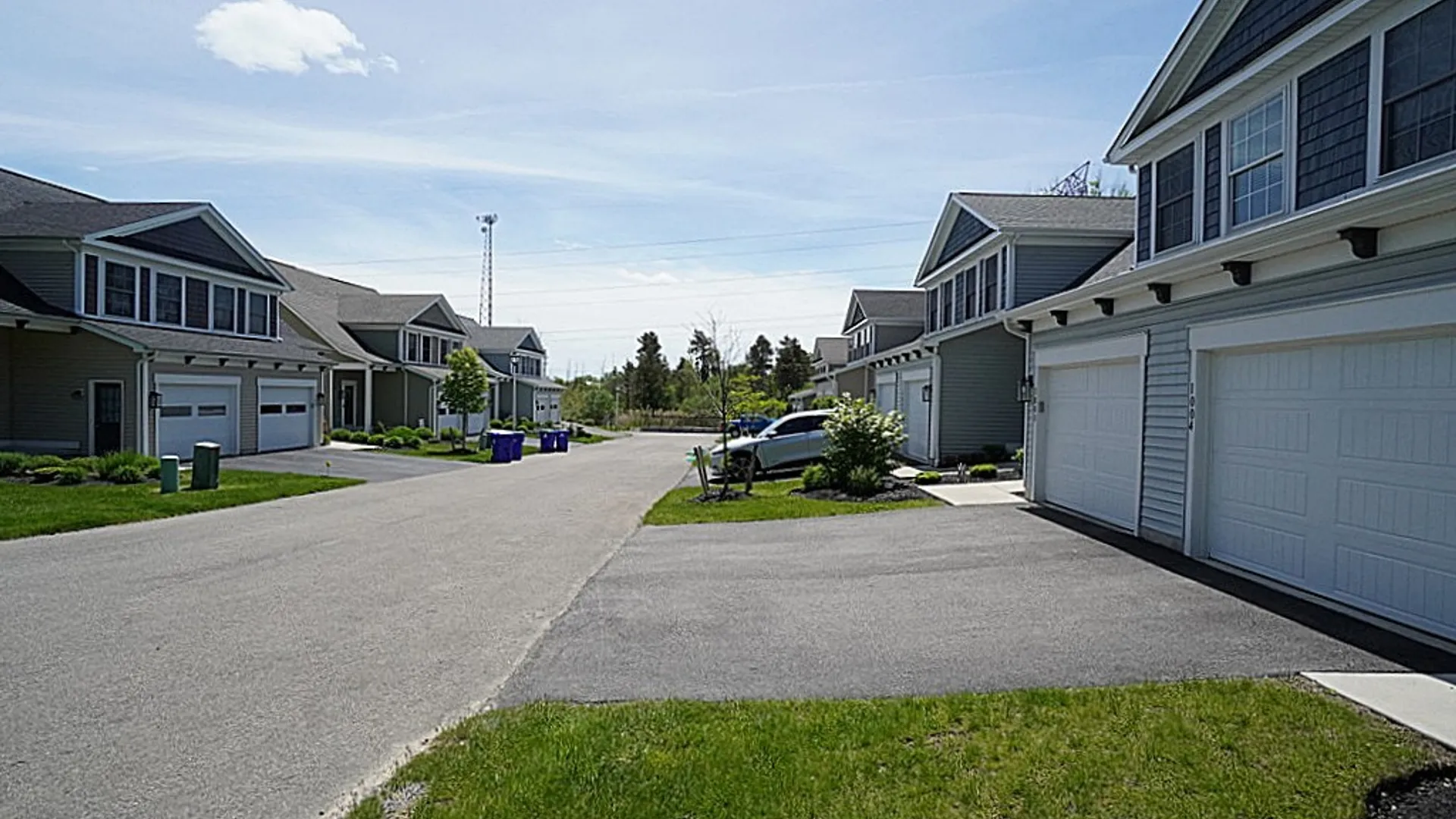 Property at 1003 Carriage Lane, West Seneca, NY 14224 40
