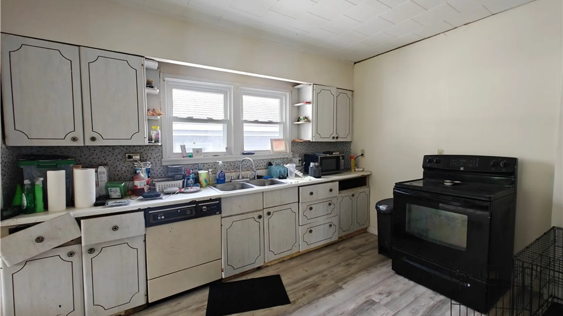 Property at 139 Seeley Avenue, Syracuse, NY 13205 13