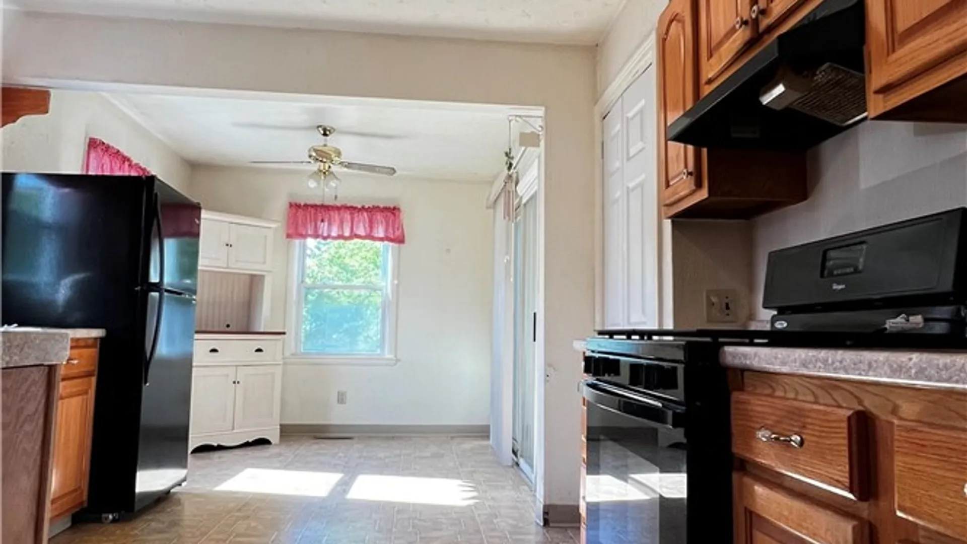 Property at 211 Overland Street, Elmira City, NY 14904 10