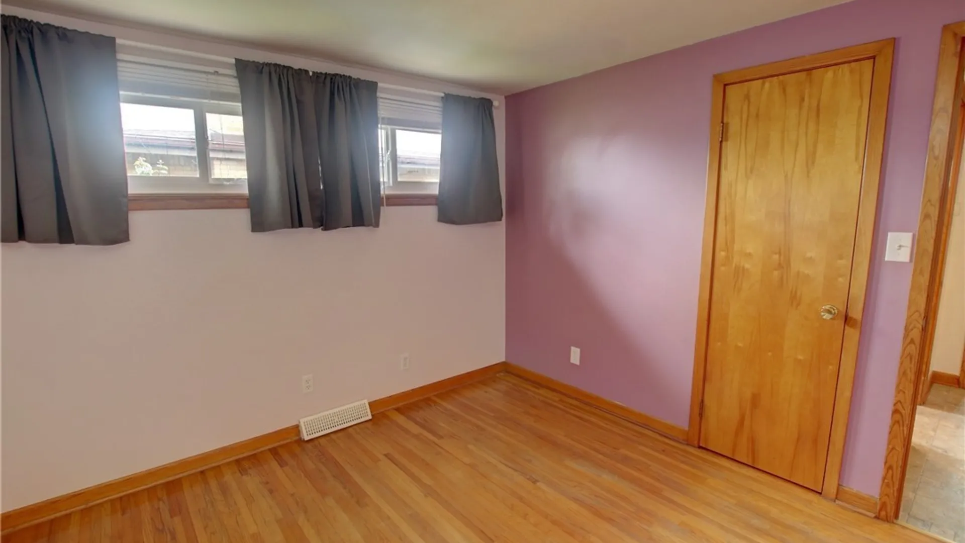 Property at 14 Lydia Lane, Cheektowaga, NY 14225 17