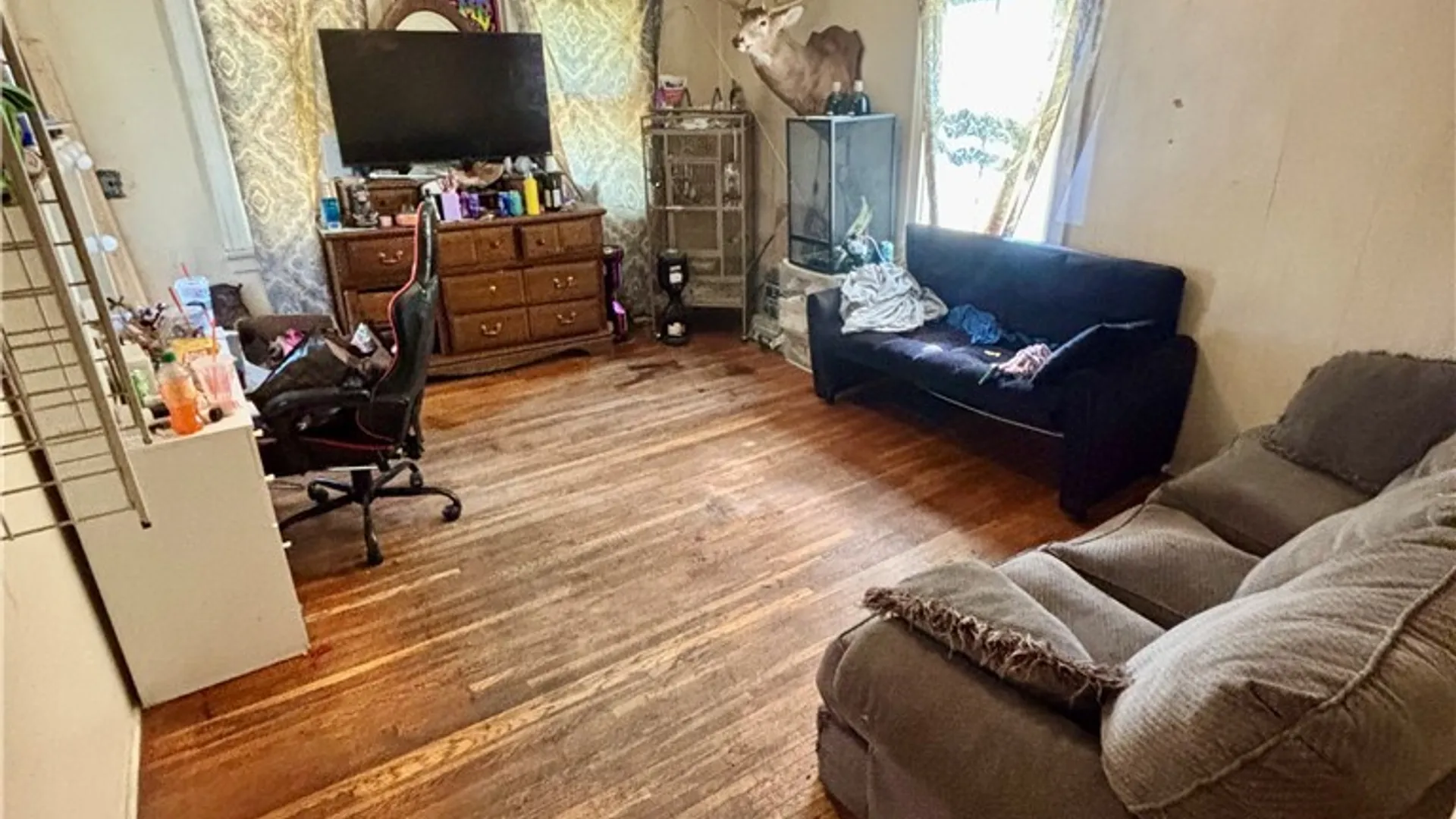 Property at 121 Osborne Street, Auburn, NY 13021 2