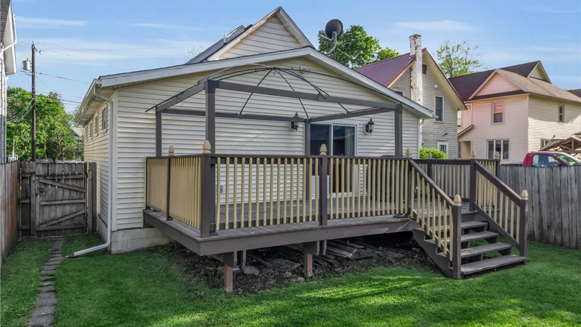 Property at 279 W Ontario Street, Lockport City, NY 14094 30