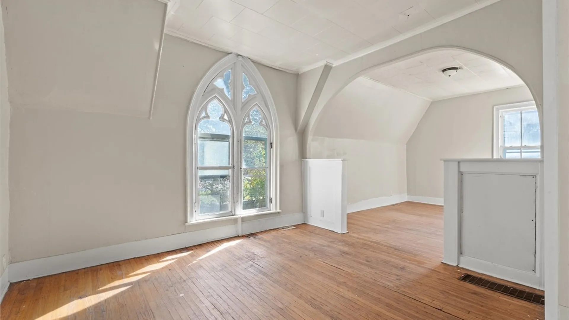 Property at 1216 Bellevue Avenue, Syracuse, NY 13204 32