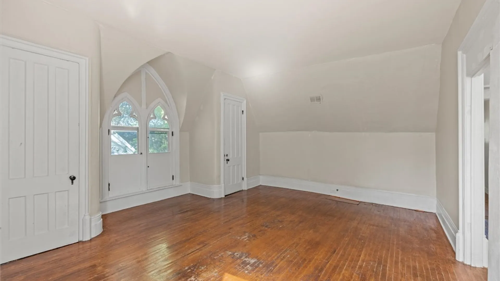 Property at 1216 Bellevue Avenue, Syracuse, NY 13204 42