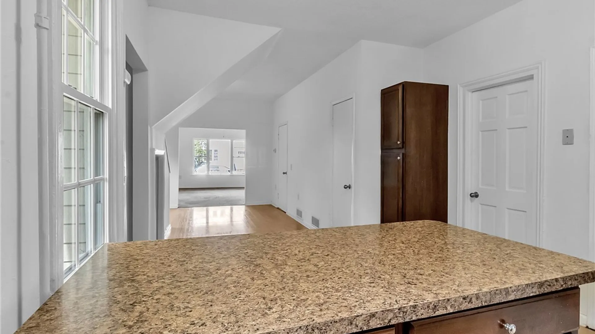Property at 193 Weimar Street, Buffalo, NY 14206 15