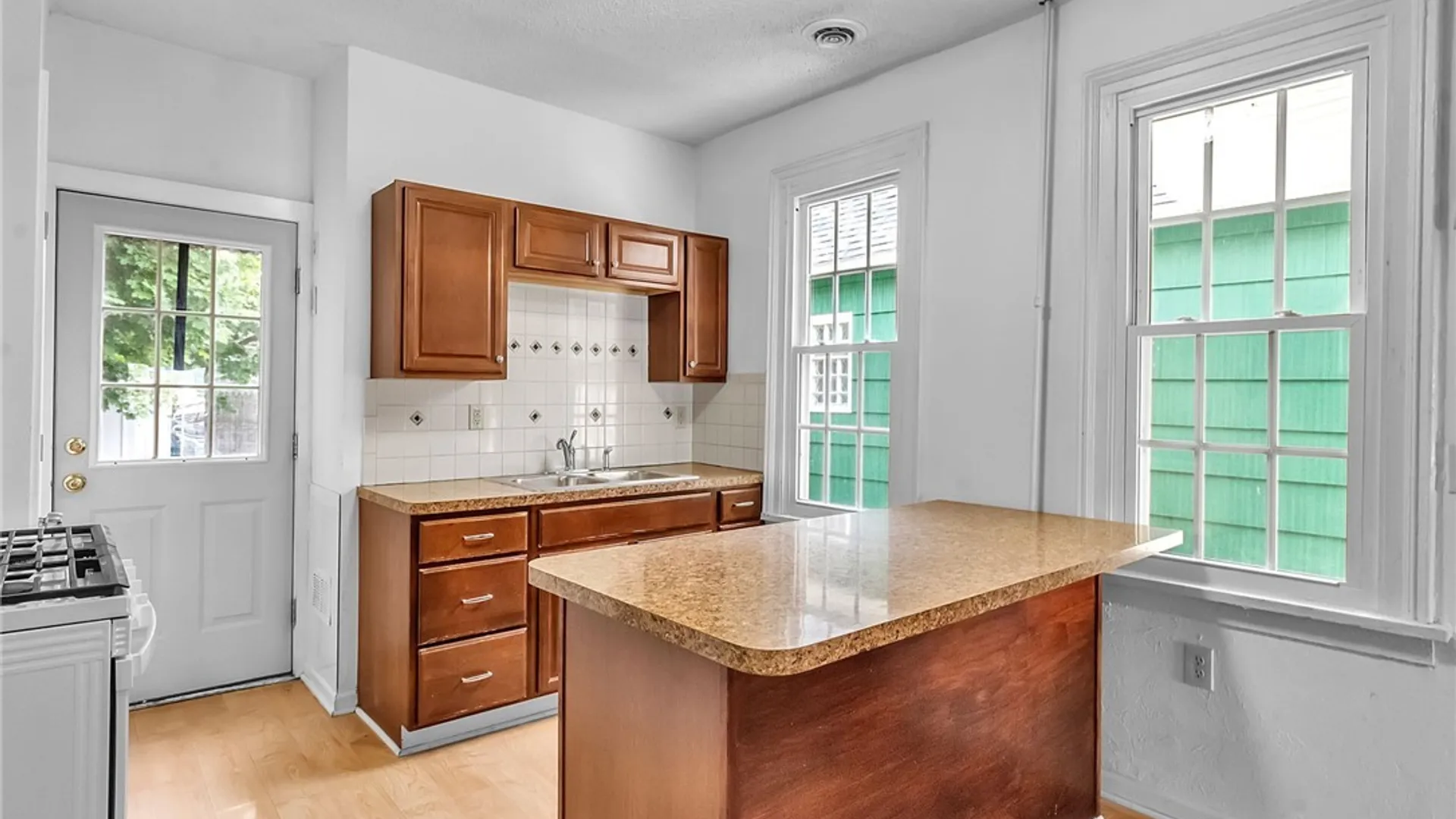 Property at 193 Weimar Street, Buffalo, NY 14206 16