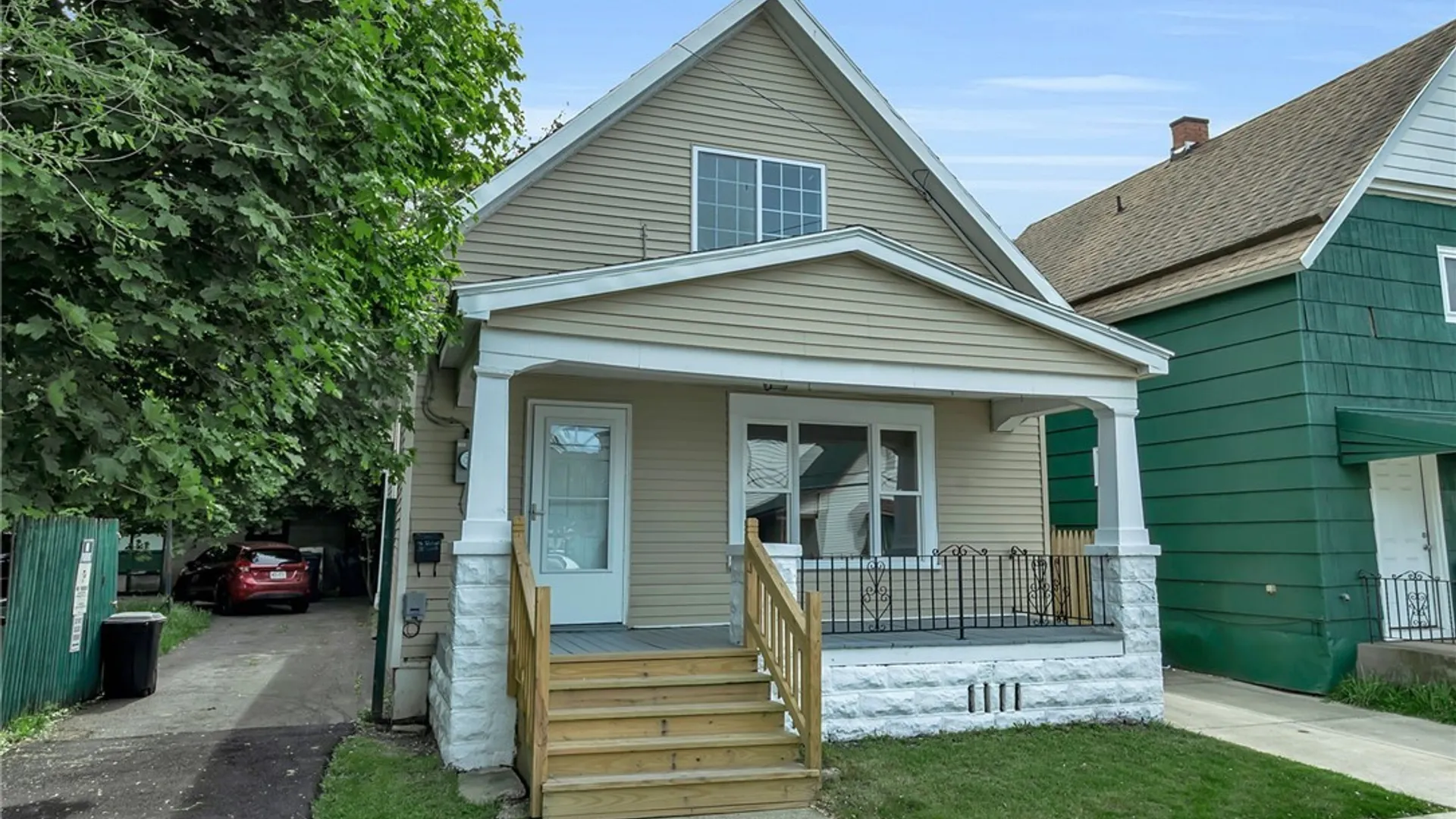 Property at 193 Weimar Street, Buffalo, NY 14206 3