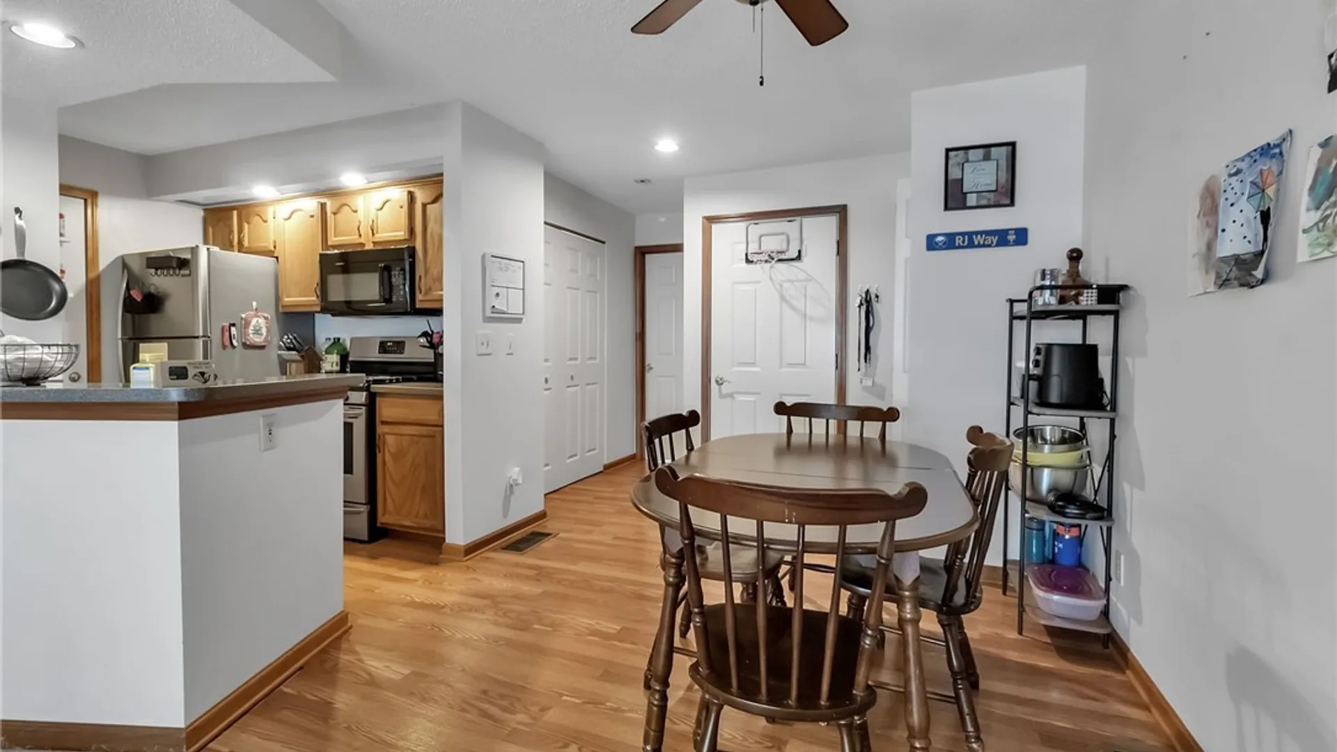 Property at 3 Keph Drive, Amherst, NY 14228 9
