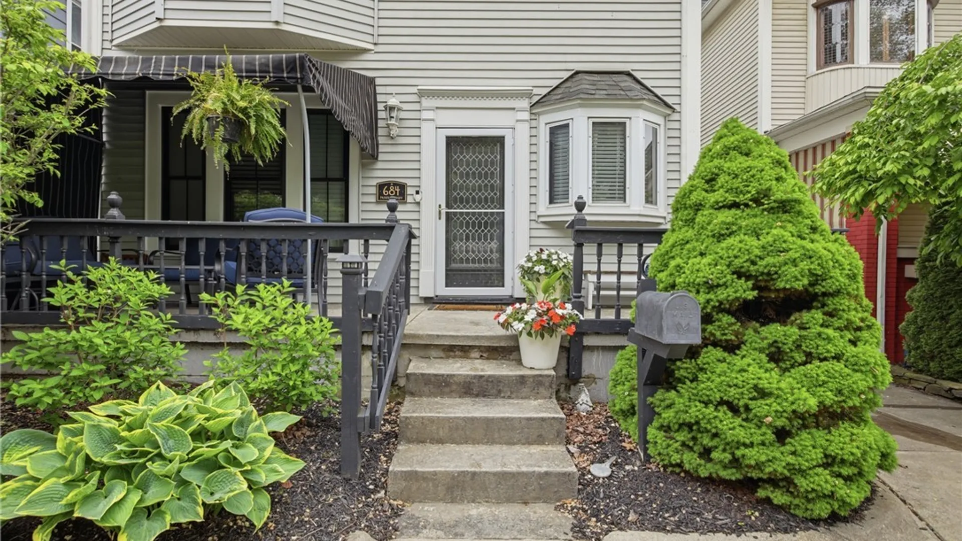 Property at 684 Mckinley Parkway, Buffalo, NY 14220 3