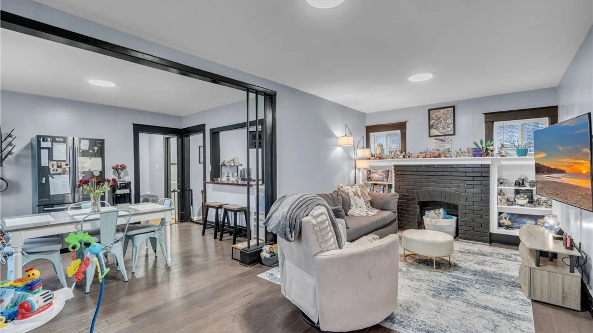 Property at 195 Stevens Avenue, Buffalo, NY 14215 4