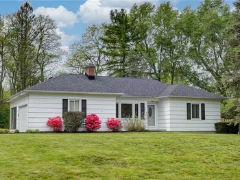 Property at 15 Lochnavar Parkway, Pittsford, NY 14534