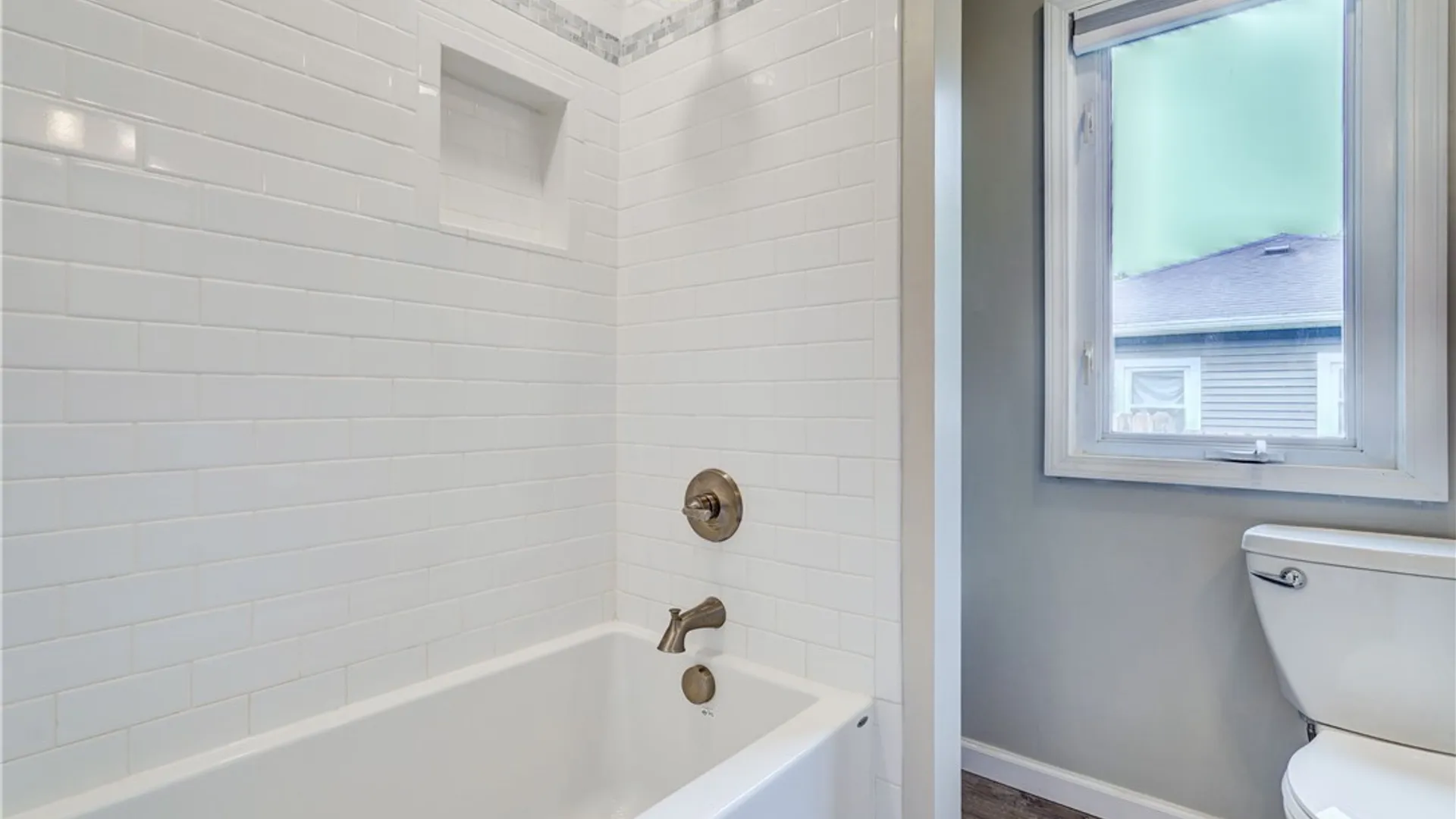 Property at 15 Lochnavar Parkway, Pittsford, NY 14534 29