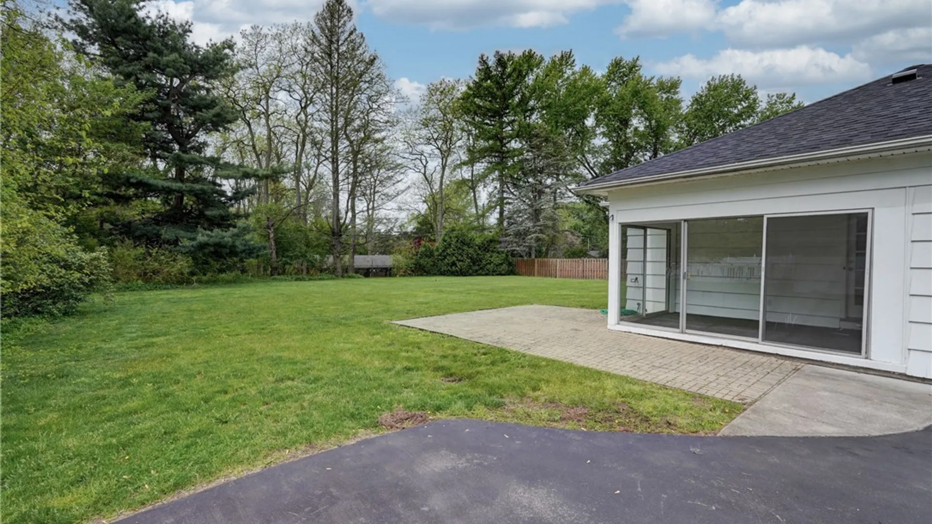 Property at 15 Lochnavar Parkway, Pittsford, NY 14534 39
