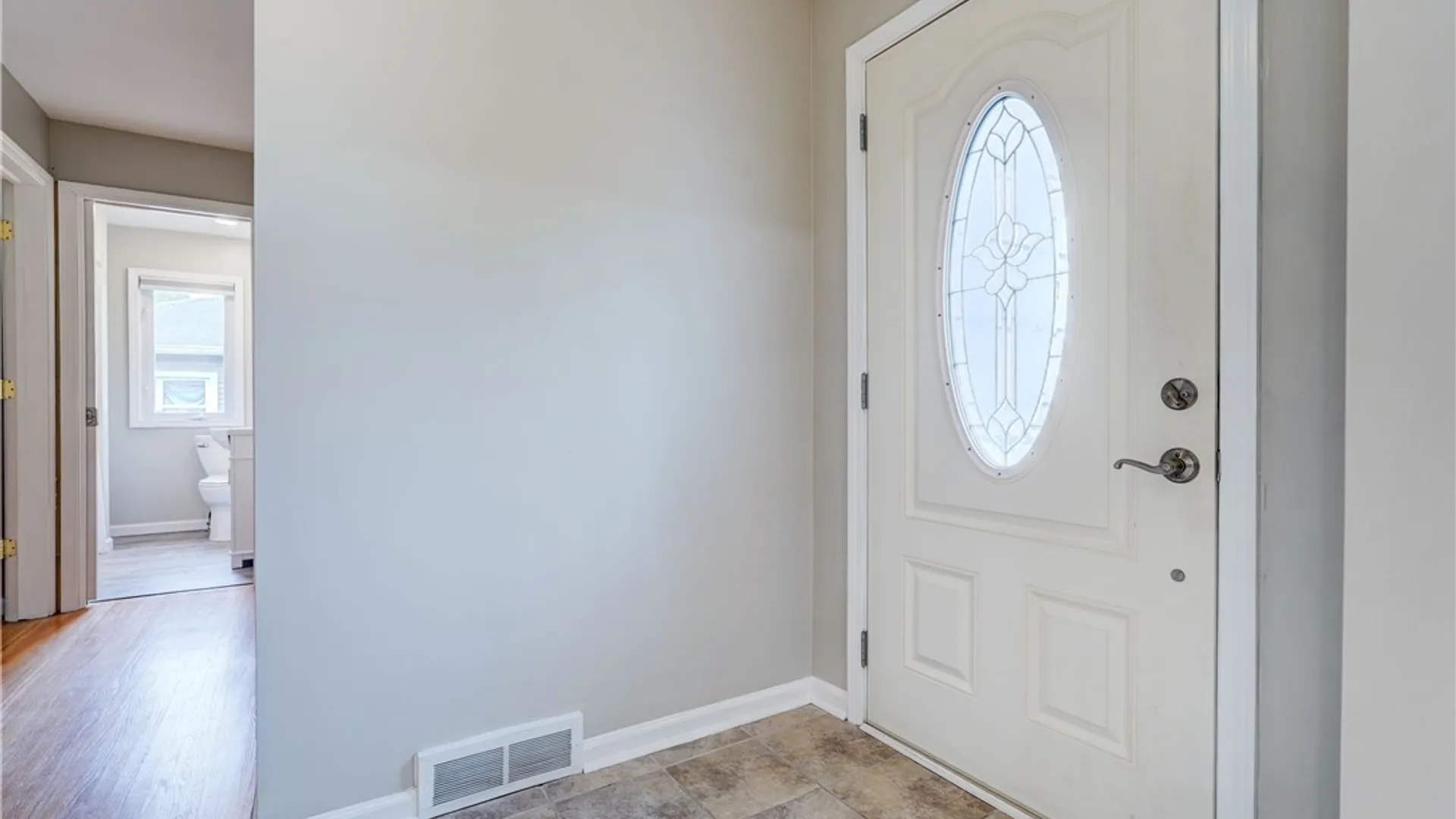 Property at 15 Lochnavar Parkway, Pittsford, NY 14534 4