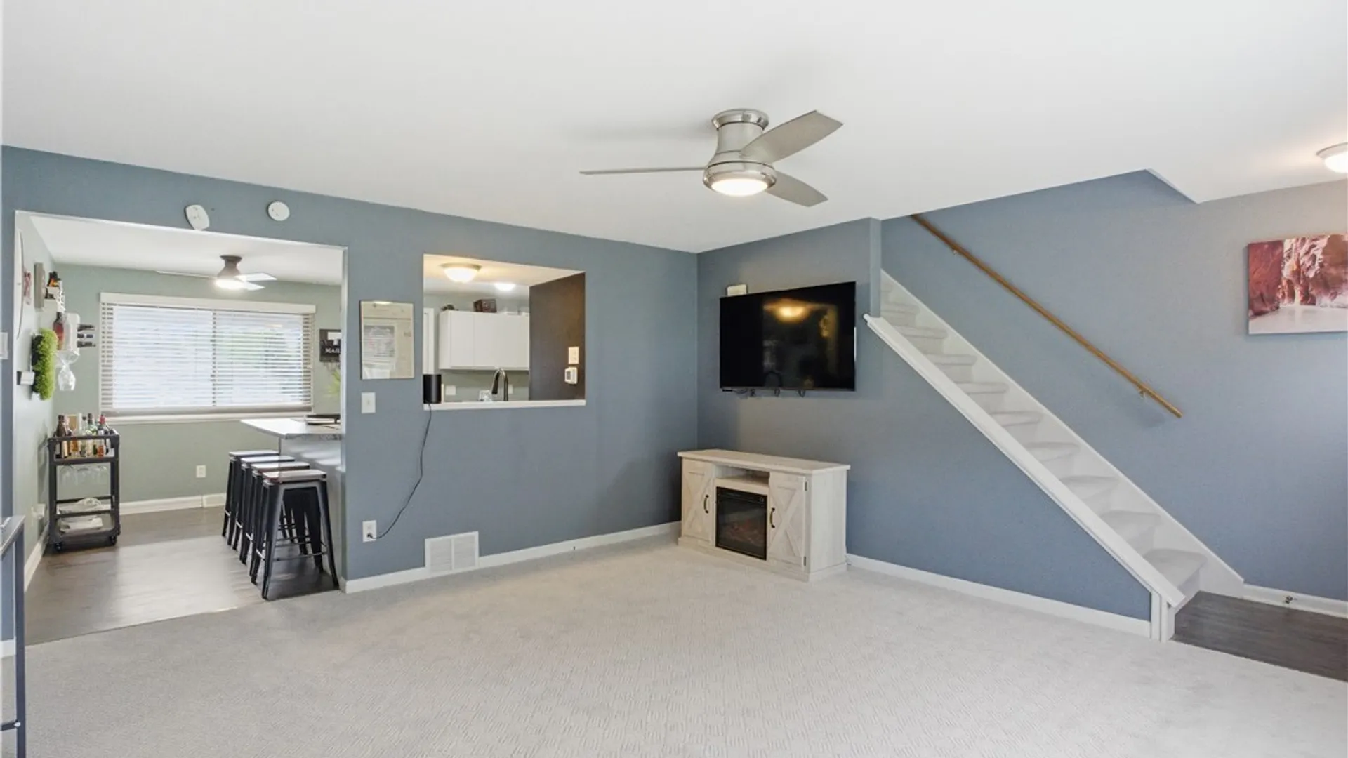 Property at 1717 Orchard Park Road, West Seneca, NY 14224 11