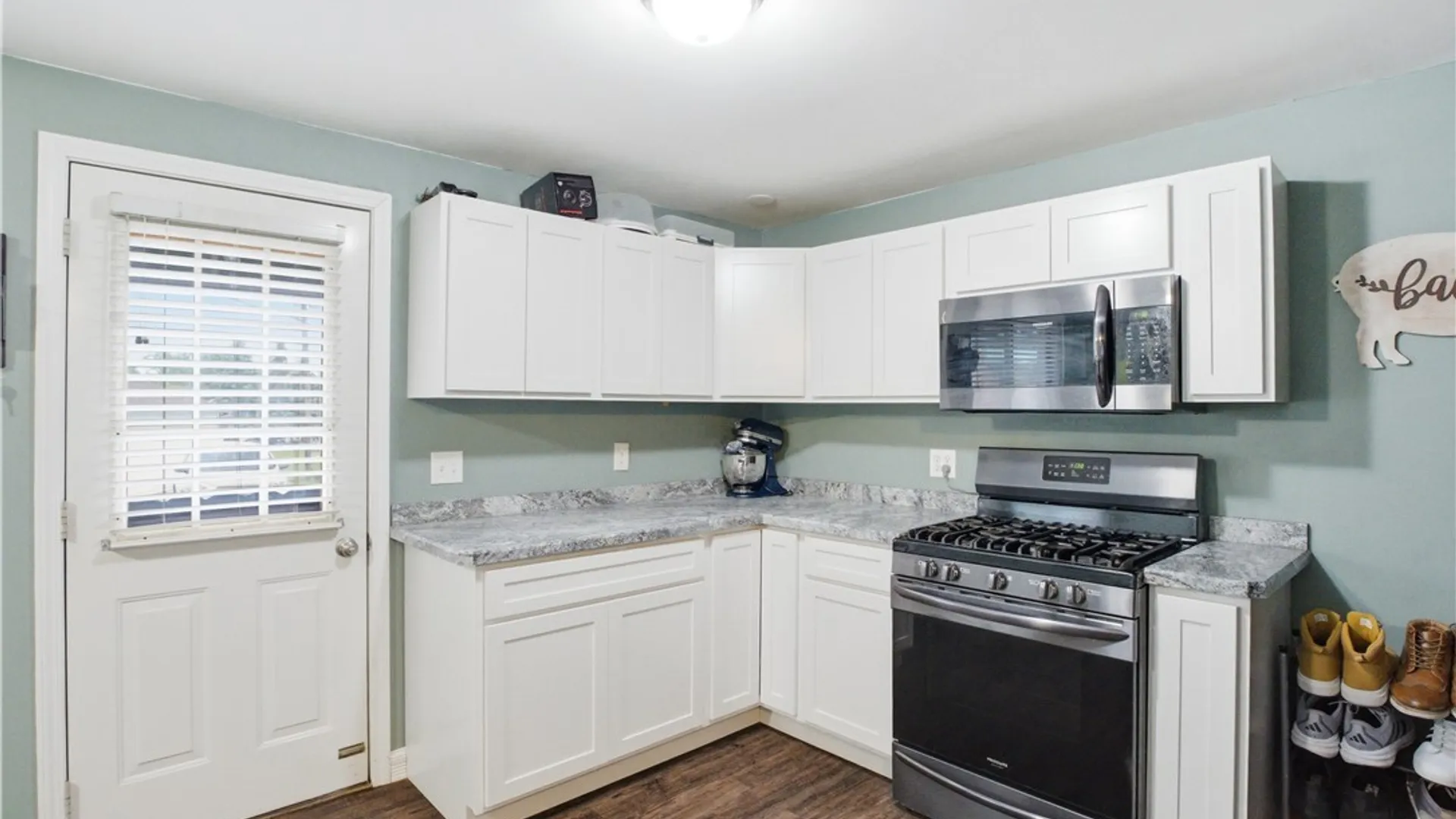 Property at 1717 Orchard Park Road, West Seneca, NY 14224 7