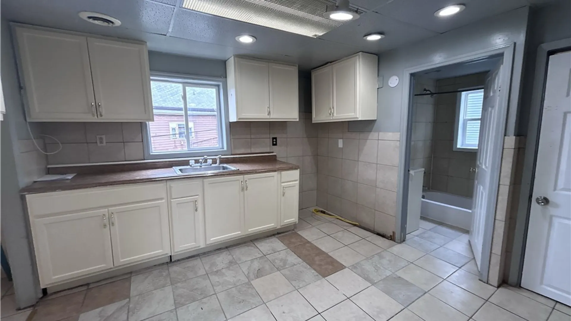 Property at 145 Grote Street, Buffalo, NY 14207 32